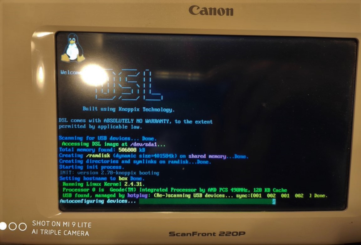 Booting Damn Small Linux on the ScanFront 220p